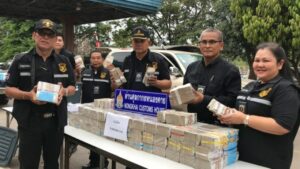 UPDATE: Alleged Laos money smuggling - 98 million baht | News by Thaiger