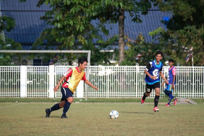 ชัดแล้ว!!! ภูเก็ต ซิตี้ น้องใหม่ T3 ดึง “โค้ชปอนด์” สฤษดิ์ วุฒิช่วย คุมทัพ คัดเลือกวันแรกคึกคักนักเตะกว่า 100 คน ร่วมเทสฝีเท้า | The Thaiger