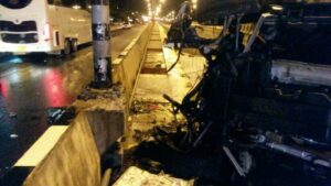 Driver runs away after flipping Mercedes at Samkong | News by Thaiger