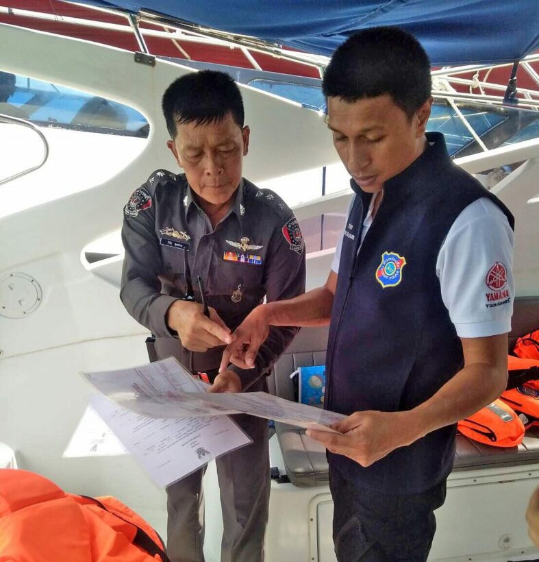 ตร.ท่องเที่ยวนำทีมลงตรวจสอบเรืองท่องเที่ยวสามารถจับกุมดำเนินคดีได้ 12 ราย | The Thaiger