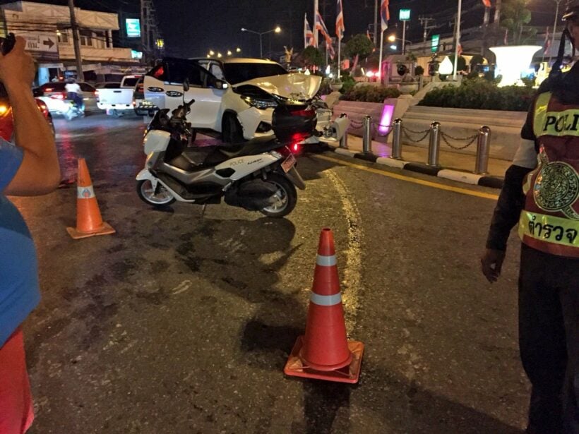 Singaporean crashes into the Heroines Monument