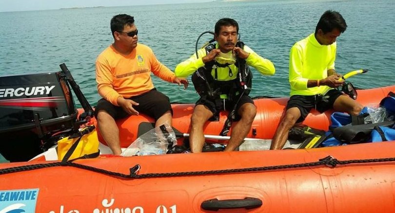 Two Chinese tourists drowned. Another missing in Phang Nga.