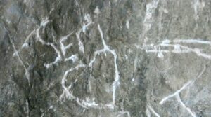 Tourists leave their mark on Railay Beach | News by Thaiger