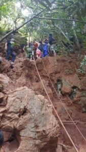 Tourist falls at Ao Nang Cliff | News by Thaiger