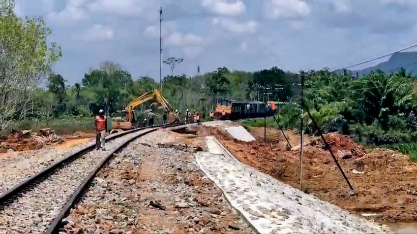 Train derails at a Trang construction site