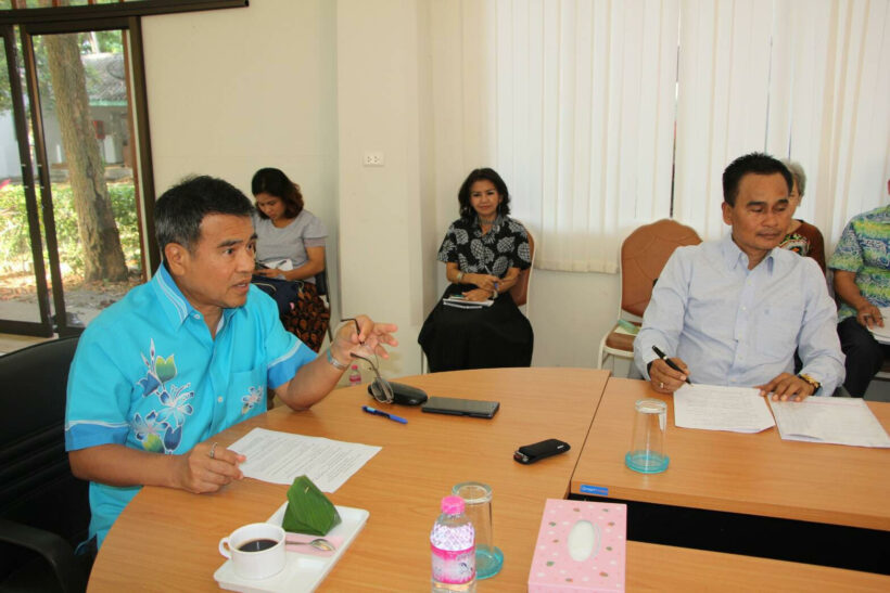 ผู้ว่าราชการจังหวัดภูเก็ต ประชุมติดตามงานตามโครงการ เร่งแก้ปัญหาทุกข้อร้องเรียนของประชาชน | The Thaiger