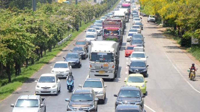 Songkran road safety day 5: 37 deaths, 330 accidents