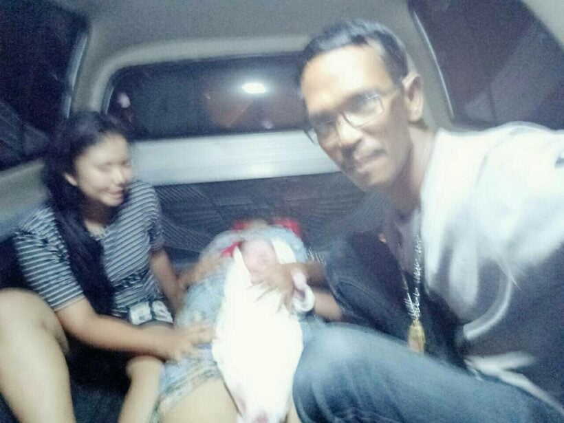 Rescue workers help mother give birth in Krabi