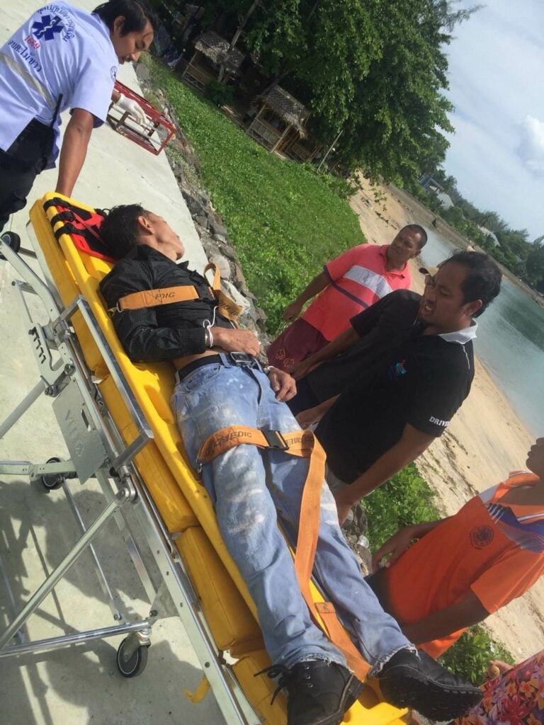 Man rescued after jumping off Thepkrasattri Bridge in Phuket | News by Thaiger