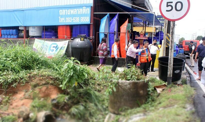 Phuket Governor visits Kamala locals after torrential rains