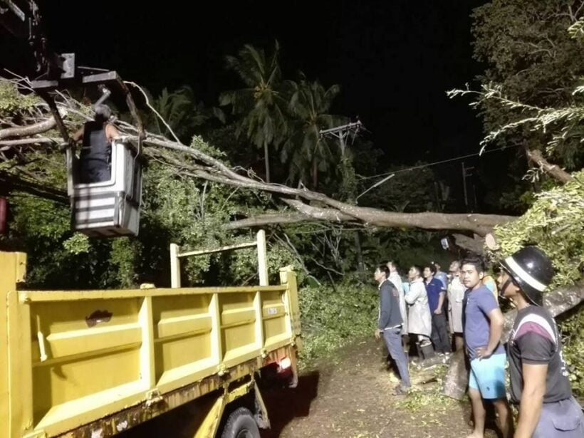 90 houses damaged, power cables down on main roads - Phuket storm | News by Thaiger