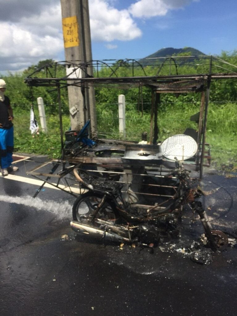 Saleng driver escapes side-car gas bottle fire | News by Thaiger