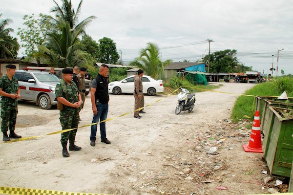 Hua Hin: Bomb squad called in to check suspected grenade