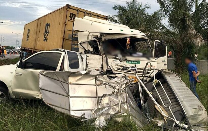 Seven die in motorway smash