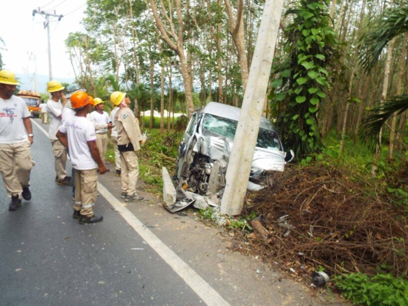 Female van driver, Chinese tourists injured in Phuket van crash