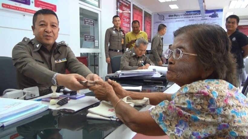 Rayong grandmother gets back 117,000 baht in termite-damaged banknotes