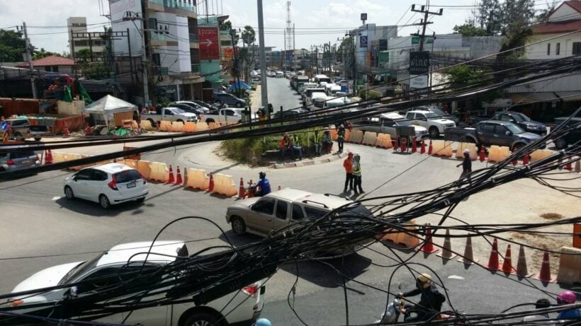 New traffic conditions at the Chalong Circle roadworks