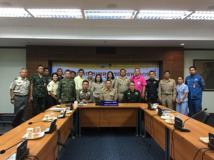 กระบี่ เปิดศูนย์บัญชาการเหตุการณ์ เพื่อช่วยเหลือผู้ประสบภัยพิบัติกรณีเรือล่มที่ภูเก็ต | The Thaiger