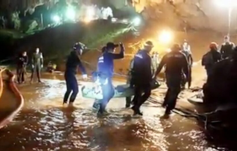 Thai Navy SEAL video reveals rescue method