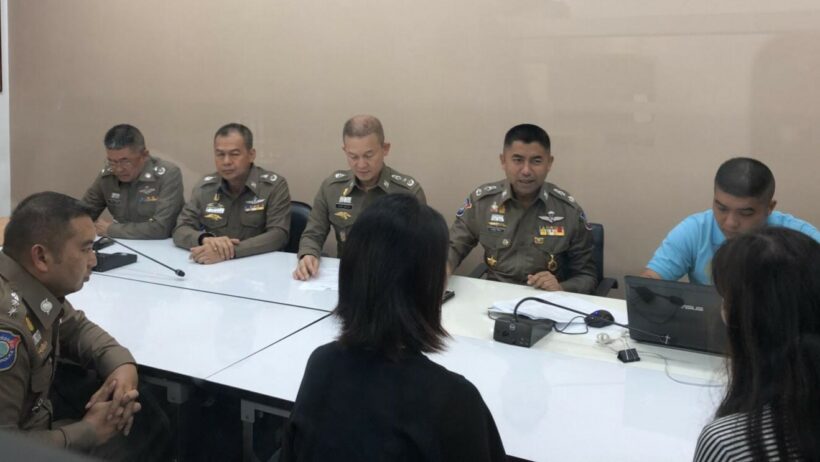 สอบเครียด หลังเจ้าของเรือฟีนิกซ์โร่มอบตัว ขณะอธิบดีฯสั่งย้ายผอ.เจ้าท่าภูเก็ต | The Thaiger