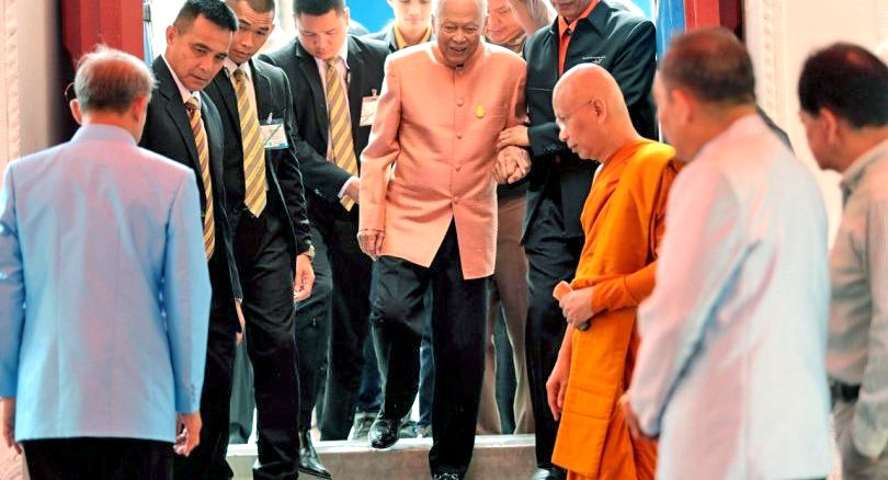 Prem turns 98, pays visit to Supreme Patriarch