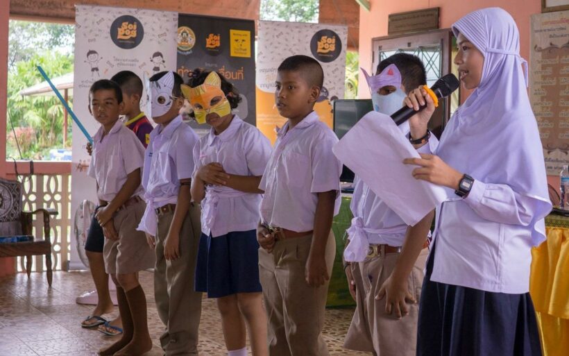 Animal welfare role-play at Ban Konaka school with Soi Dog