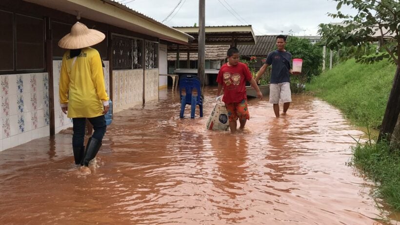 Heavy rains leave provinces on flood alert | News by Thaiger