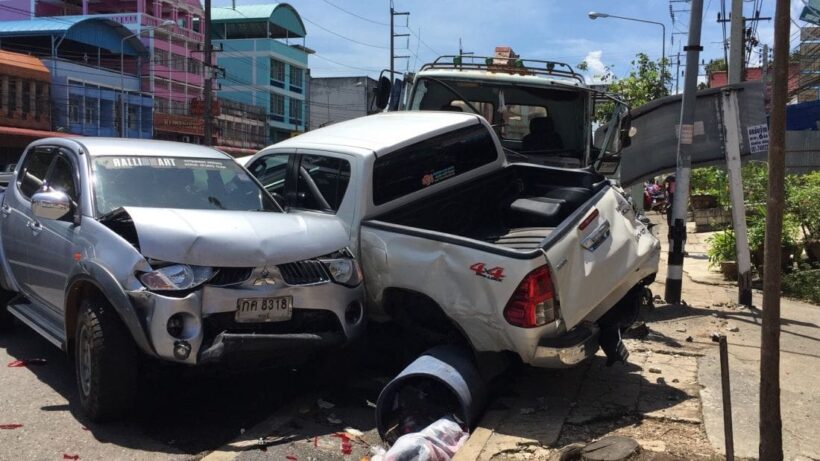 10 vehicle pile up in Krabi