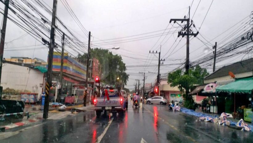 Phuket Governor warns of rain and traffic jams