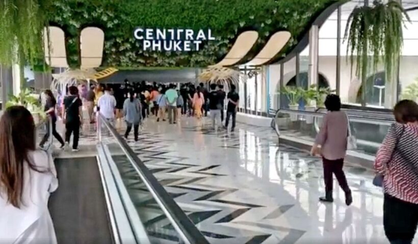 Grand Opening of Central Phuket Floresta