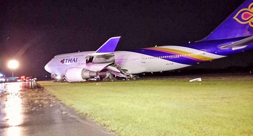 THAI jumbo skids off Suvarnabhumi runway while landing