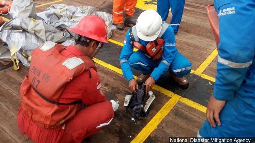 Lion Air flight JT 610 – body parts found, no plane located yet