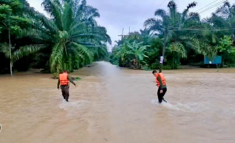 Heavy December rain hits Nakhon Si Thammarat this morning