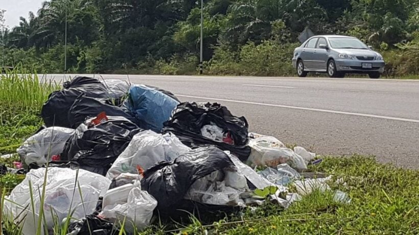 Restaurant accused of dumping garbage beside road in Krabi