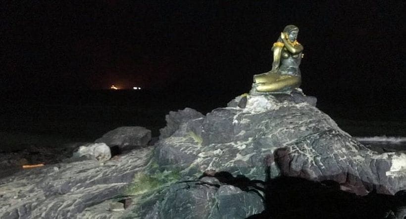 Three bombs found on a Songkhla beach after blasts damage famous mermaid statue | News by Thaiger