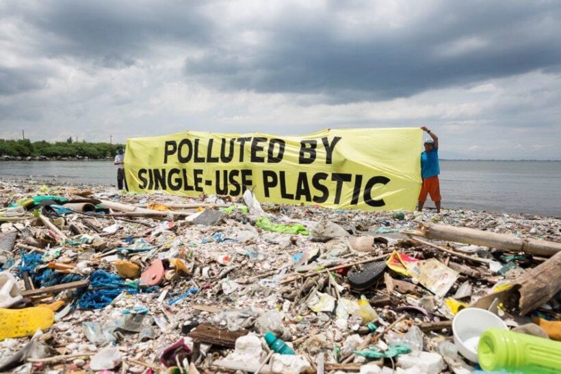 “Plastic, the Material that Binds the Planet” – Talk in Phuket