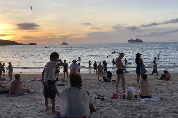 Number of tourists visiting Phuket still high –  TAT Phuket