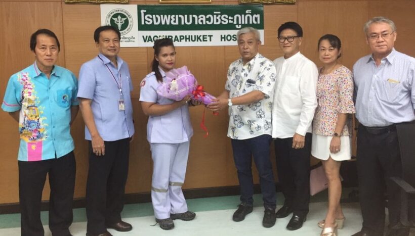ลงเอยด้วยดี ลุงชัยขอโทษแล้ว ตบหน้าเจ้าหน้าที่โรงพยาบาลวชิระภูเก็ต | The Thaiger
