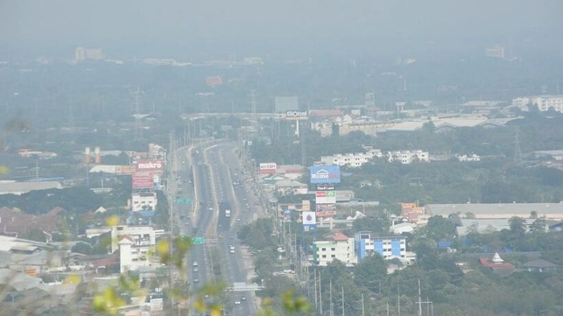 บิ๊กตู่ หาทางแก้ฝุ่นละออง PM2.5 สั่งเข้ม โรงงานไหนปล่อยควันพิษ สั่งปิดทันที | The Thaiger