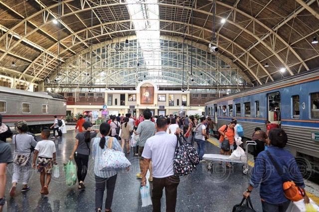 การรถไฟจ่อขึ้นราคารถไฟชั้น 3 จากเริ่มต้น 2 บาท เป็น 10 บาท | The Thaiger