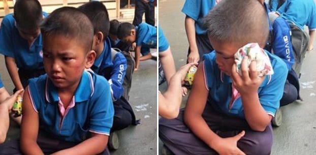 หัวอกแม่ ลูกชายถูกเพื่อนทำร้ายบวมปูดทั่วร่าง – แฉคนทำจะเอาเก้าอี้ฟาดครู | The Thaiger