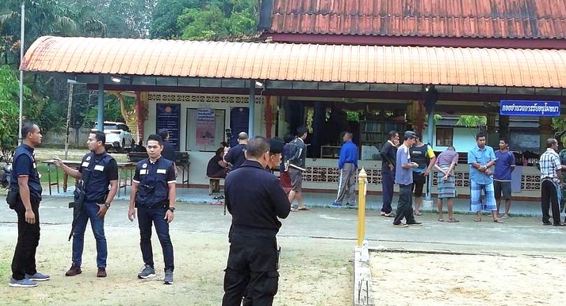 Human Rights Watch condemn Narathiwat temple murders as a war crime