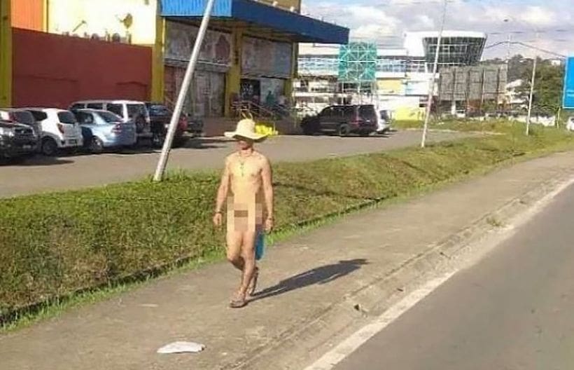 Man takes a naked stroll in Sabah, Malaysia