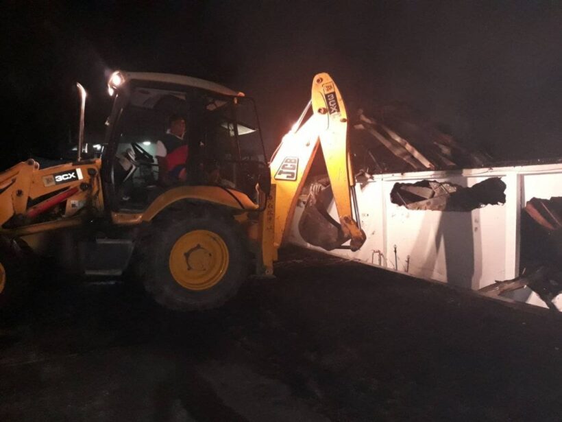 Fire destroys car accessories warehouse in Phuket - VIDEO | News by Thaiger