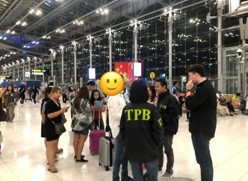 Thai tourists abandoned at Suvarnabhumi after buying dodgy tour to South Korea