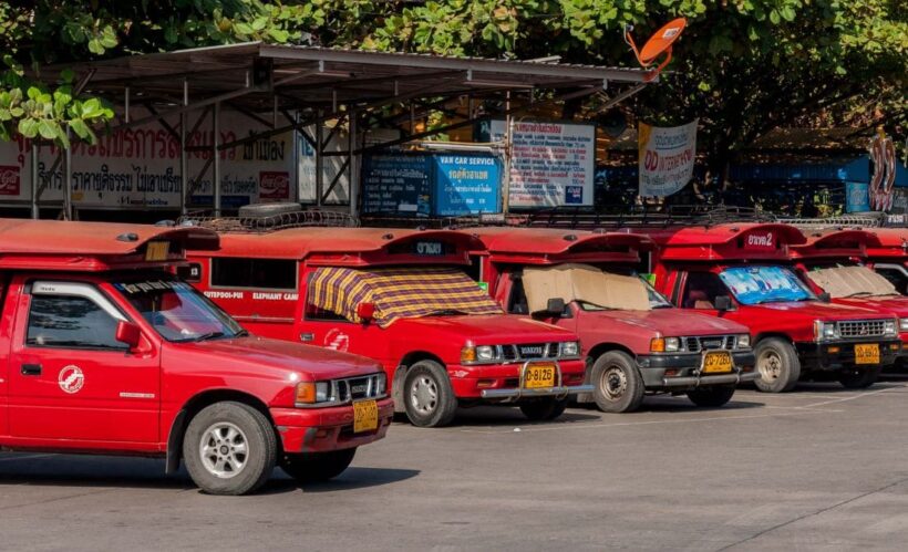 “Red buses are a rip-off. We’d rather use Grab or Uber” – Chiang Mai