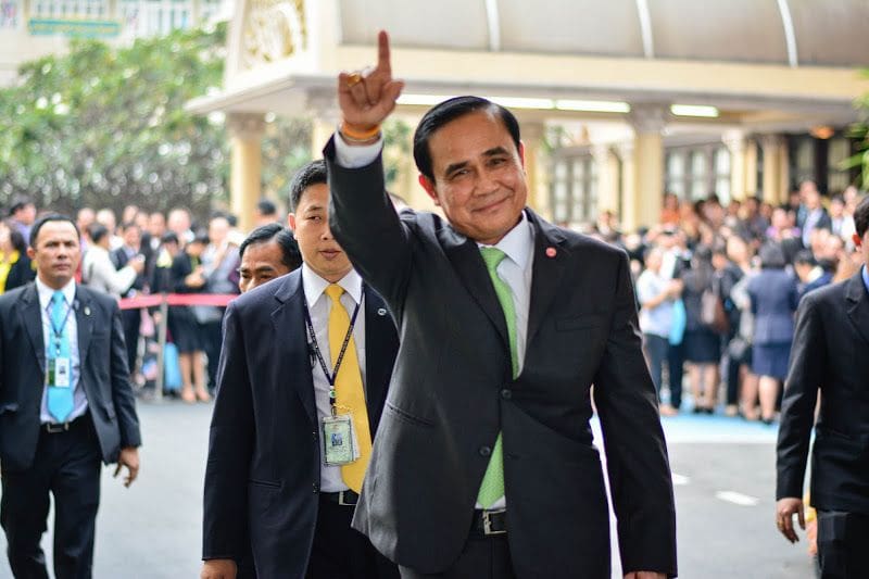 “พล.อ. ประยุทธ์” ตอบรับลงศึกเลือกตั้ง เป็น แคนดิเดตนายกฯ พลังประชารัฐ | The Thaiger