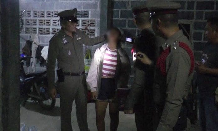 แม่วัย 19 เครียดปัญหารุมเร้า ฆ่าโหดปาดคอลูกชาย 3 ขวบ หลอดลมขาด | The Thaiger