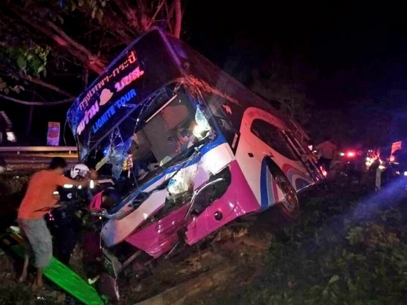 14 injured in bus crash in Prachuap Khiri Khan