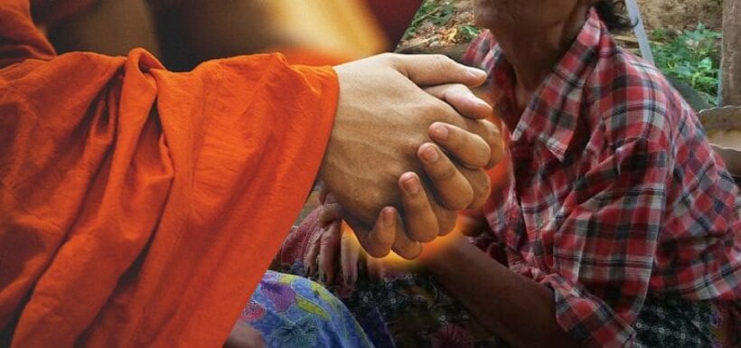 อีกแล้ว! พระสงฆ์เมาเหล้า ใช้มีดจี้คอยายวัย 78 ลากไปข่มขืนในกุฏิ | The Thaiger